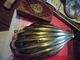 Delcampe - LAMPE ANCIENNE ART DECO. A RESTAURER - Lighting & Lampshades