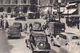 Paris: PEUGEOT 401, 402, 201 FOURGONNETTE, CITROËN TRACTION AVANT, RENAULT NOVAQUATRE, PRIMAQUATRE, SIMCA 8 - L'Opéra - Toerisme