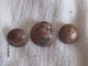 Australia: 5 Buttons Australian Military Forces In East Africa 1941 - Boutons