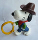 FIGURINE SCHLEICH SNOOPY COWBOY AVEC UN LASSO PEANUTS - Snoopy