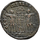 Delcampe - Antike: 46 Stück Meist Römische Bronzemünzen, Diverse Herrscher Und Prägeperioden. In Unterschiedlic - Sonstige & Ohne Zuordnung