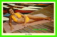 PIN UPS. FEMME - SUN BATHING - TRAVEL IN 1968 - - Pin-Ups