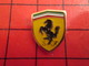 512F Pins Pin's / Rare & De Belle Qualité  THEME : AUTOMOBILES / LOGO DE LA MARQUE FERRARI CHEVAL CABRE - Ferrari