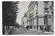 GIEN EN 1923 - N° 54 - L' HOTEL DES POSTES AVEC PERSONNAGES - PLIS VERTICAUX IMPORTANTS - CPA VOYAGEE - Gien