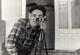 Photo Originale Photographe Amateur & Autoportrait Dans Le Miroir - Appareil Photo Sur Pied Vers 1950/60 - Personnes Anonymes