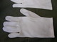 Delcampe - BRELAGE POLICE EN CUIR BLANC ET GANTS BLANC - Police