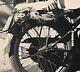 JEUNE HOMME Sur Une MOTO à Identifier - Photographie - Vers 1950 - Motard, Motocyclette - A Voir ! - Other & Unclassified