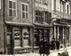 Arlon. Grand Rue. Ancienne église St. Martin. Café Du Globe. Au Transvaal.  Passants.1914 - Arlon