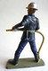 FIGURINE STARLUX SAPEUR POMPIER AVEC GROSSE LANCE SP3 1978 Ancien Casque POMPIERS - Starlux