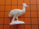 319b Figurine Publicitaire Années 50/60 EMEU CASOAR , Demi Ronde-bosse , Plastique Dur Couleur Ivoire - Pájaros