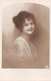 BEAUTIFUL YOUNG GIRL-DARK CURLY HAIR-1913  PHOTO POSTCARD 39749 - Autres & Non Classés