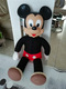 MICKEY ANCIEN "VINTAGE" - Peut Marcher En Appuyant Sur Les Mains Par L'intermédiaire D'une Pompe Incorporée - Toy Memorabilia