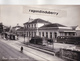 CPSM- ITALIE - IVREA - STAZIONE FERROVIARIA, STATION Des AUTOBUS Et AUTOCARS - Vera Photographia 1951 - CARTE RARE - - Autres & Non Classés