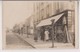 CARTE PHOTO D'UNE QUINCAILLERIE - ARTICLES DE MENAGE - SUR L'AFFICHETTE A DROITE ECRIT " MONTGERON " - CINE ?  - 2 SCANS - A Identifier