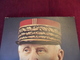 AFFICHETTE . PORTRAIT SUR CARTON DU MARECHAL PETAIN - Affiches