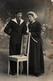 Photo Originale Portrait D'un Jeune Couple Breton, Homme Costume De Marin & Pompon Et Femme à La Coiffe, Folklore - Personnes Anonymes