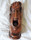 SCULPTURE PROVENANT DE BOLIVIE DE TIAHUANACO. SIGNATURE IDENTIQUE A L'AUTRE SCULPTURE N°750500066. 31 CMS. 750 GRS - Wood