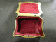 Delcampe - Old Portuguese Bronze Jewel-Box 750g  Have A Mark On Back Side - Bronces