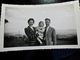 PHOTO ORIGINALE _ VINTAGE SNAPSHOT : COUPLE _ BEBE _ ENFANT _ 1957 - Personnes Anonymes