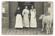 ABBATTOIR - Carte Photo 3 Femmes Avec Tablier Devant L'entrée - Un Nom "ROUX" - Lieu Indéfini - Autres & Non Classés