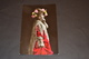 Carte Postale 1910 Portrait Fillette Colorisée Robe Rouge Couronne De Fleurs - Portraits