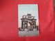 Russia   Moscou Arch Of Triomphe Has Stamp & Cancel     Ref 3327 - Russia