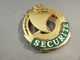 ~ INSIGNE BADGE SECURITE VILLE PARIS - Capitale Agent Gardien Vigile Pin's - Autres & Non Classés