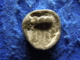 INDIA ? ELEPHANT AND CIRCLES 13mm. 2,5gr - India