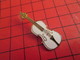 1418b Pin's Pins / Beau Et Rare / THEME : MUSIQUE / INSTRUMENT A CORDE VIOLON ALTO VIOLONCELLE - Muziek