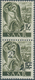 Saarland (1947/56): 1947, 2 Fr. Auf 12 Pfg. Schwarzgrauoliv, Senkrechtes Paar Ohne Und Mit Aufdruck, - Neufs