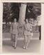 Ancienne Photo / 2 Femmes / Louise Et Jeanne, Vichy 1950 - Personnes Identifiées