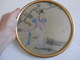 Peinture Sur Soie Chine Souvenir HongKong Vintage Diamètre 23 Cm.! - Obj. 'Souvenir De'