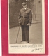 CARTE DE " PETAIN " VENDUE 1 Fr AU PROFIT DU SECOURS NATIONAL . 2 SCANES . CARTE ABIMEE PAR UNE PUNAISE SUR LE HAUT - Personnages