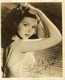 Delcampe - POSTALES Y FOTOGRAFIAS. VARIOS ARTISTAS AUTOGRAFOS. 92 TOTAL. - SHIRLEY TEMPLE, GREGORY PECK... - Autographes