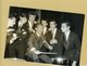 Photo Originale De Presse  CHARLES TRENET  Les CHAUSSETTES NOIRES  Et EDDIE MITCHELL  En 1963 - Personas Identificadas