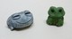 2 Miniatures De GRENOUILLES En Terre Cuite Et Plâtre - Bibelot Animaux Grenouille - Animali
