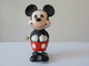 Figurine Avec Remontoir Mickey Mouse Walt Disney Pieds Articulés Le Marcheur - Jouets Anciens