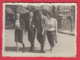 244908 / Sofia - WOMEN TWO Guy Man STREET 1939 , Vintage Original Photo , Bulgaria Bulgarie - Personas Anónimos