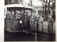 WW2 GUERRE 39 45 VERSAILLES SOLDATS ALLEMANDS PRENANT UN AUTOBUS PARISIEN 1941 - Versailles