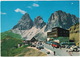 Passo Sella: FIAT 1100-103, VW 1200 KÄFER/COX, PEUGEOT 403, FIAT 850 COUPÉ, AUSTIN A40, 3x AUTOBUS - Albergo Maria Flora - Voitures De Tourisme