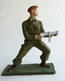 SOLDAT FIGURINE FIG STARLUX 1965 PARACHUTISTE TIREUR MITRAILLETTE DEVANT 5068 PARA (2) - Starlux