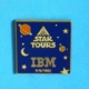 Delcampe - 1 PIN'S //  ** STAR TOURS / IBM / 4.04.1992 ** . (©IBM ©Disney  Lucas Film Ltd) - Informatique