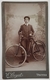 PHOTOGRAPHIE - DEBUT XX° - STUDIO - ADOLESCENT EN COSTUME - VELO - E.GUYOT PHOTOGRAPHE à TROYES - Ciclismo