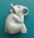 ELEPHANT Miniature En Porcelaine - Animaux