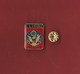 LOT DE  3 PIN'S OMAHA - BEACH - CHARLES DE GAULLE - U S. AIR FORCE - Lots