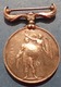 Militaria Décoration Militaire Médaille En Argent 35 Grammes 1854 Guerre De Crimée Reine Regina Victoria Wion Crimea - Autres & Non Classés