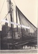OSTENDE Années 1930 - Photo Originale De La Perspective Sur Le Port, Les Bateaux De Pêche ( Belgique ) - Plaatsen