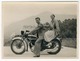 Snapshot - Portrait D&#039;un Couple Sur Une Moto. 1933. Annotations Au Dos, Voir Scan. - Altri & Non Classificati