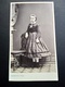 Photographie Ancienne CDV - Second Empire- Jeune Fille - Robe Rayures - Mode - Photo Arnaude Marseille - Antiche (ante 1900)