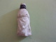 FEVE ANCIENNE 19 EME EN PORCELAINE  ROI ? SOLDAT? 3.5 CM HT - Anciennes